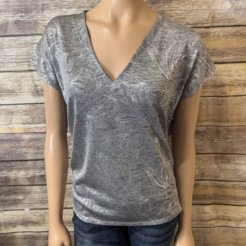 White‎ House Black Market Tee Shirt S Small Silver Floral Metallic V-Neck Top
